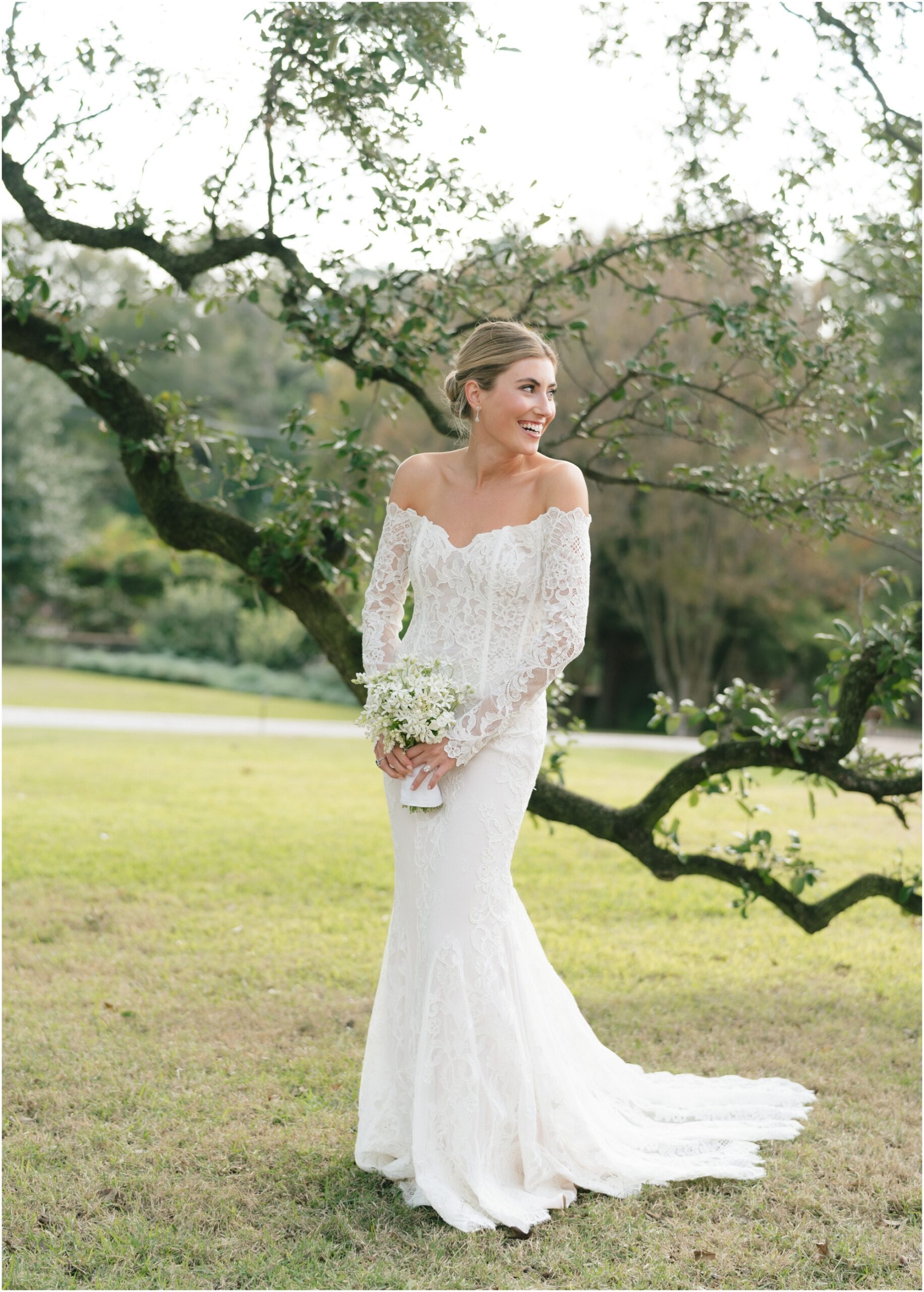 bridal portrait at a wedding at commodore perry estate in austin texas