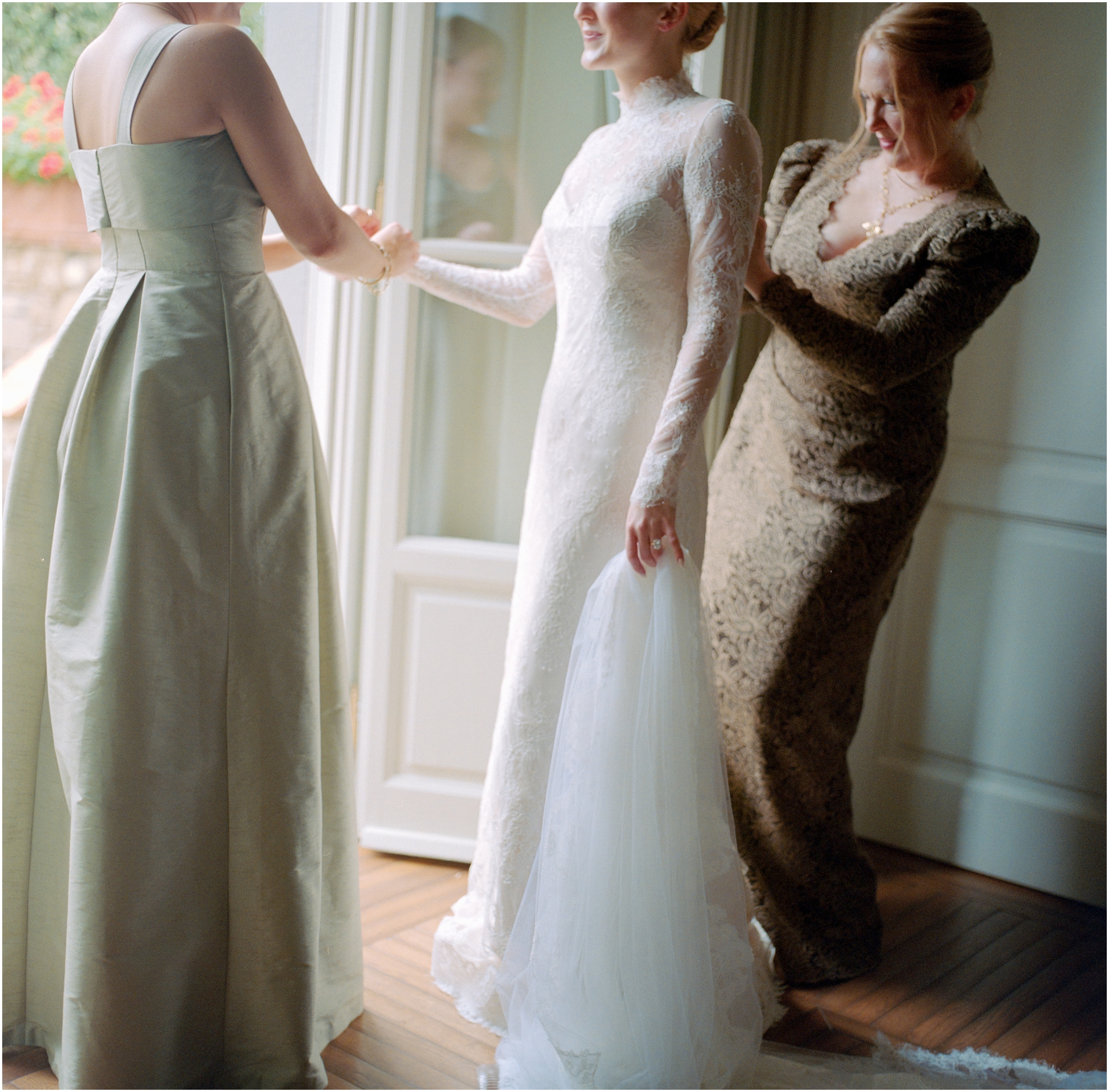 Hasselblad 500c for getting ready moments at Dimora Ghirlandaio in florence italy